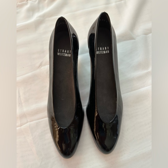 Stuart Weitzman Patent Black Pump - Picture 2 of 6